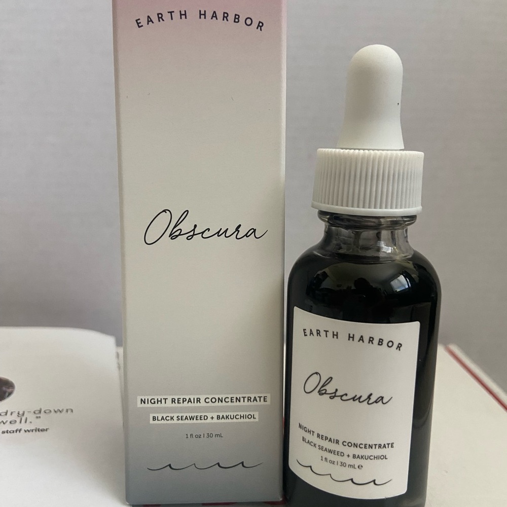 Earth Harbor Obscura Night Repair Concentrate — Black Serum